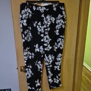 Black And White Flower Pants